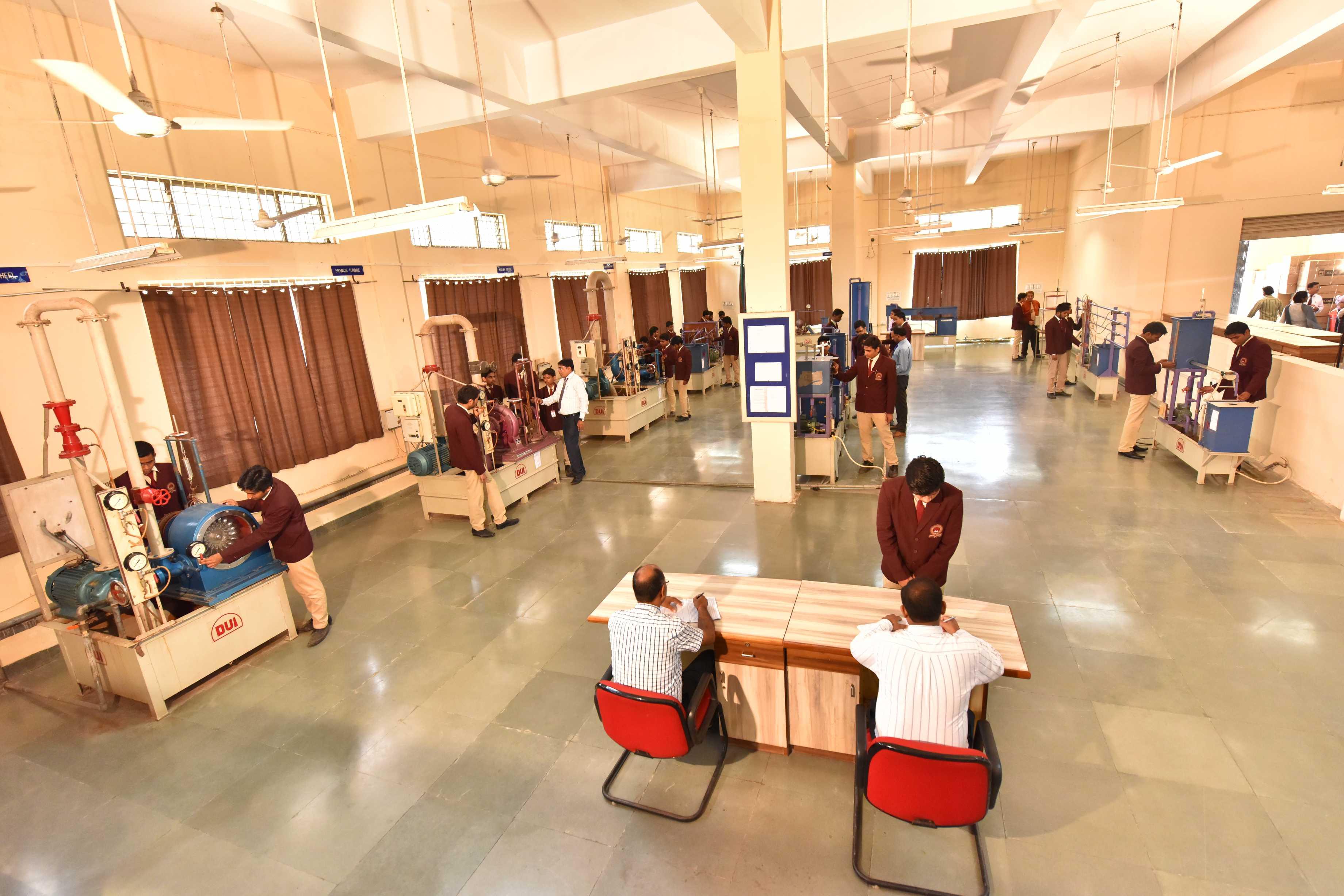 Technocrats Group of Institutions Bhopal Laboratories and Equipments photo 17