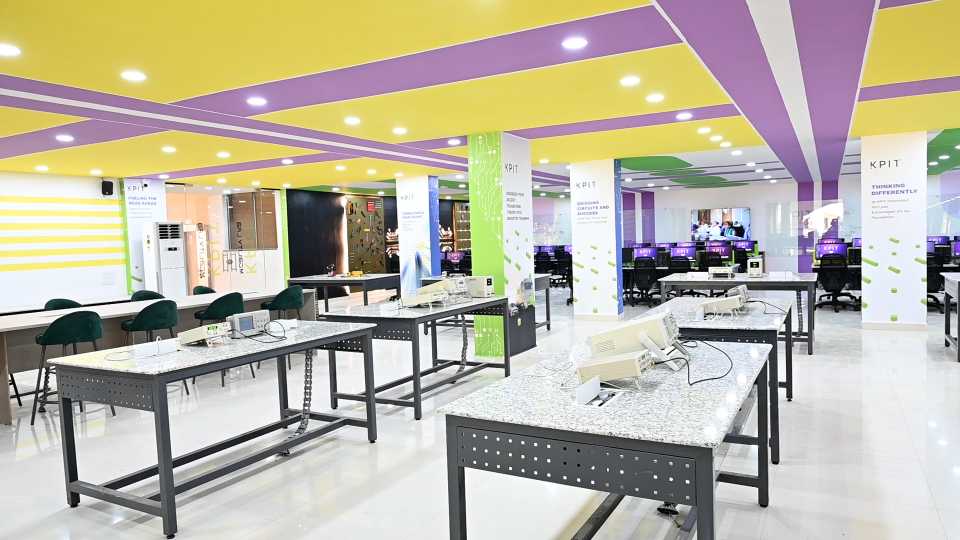 Technocrats Group of Institutions Bhopal KPIT Mobility Lab photo 10