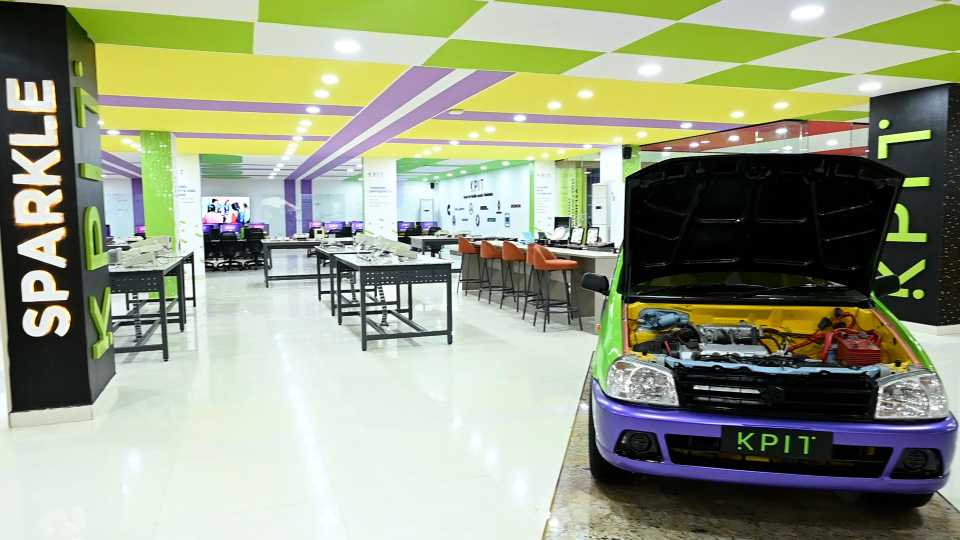 Technocrats Group of Institutions Bhopal KPIT Mobility Lab photo 16