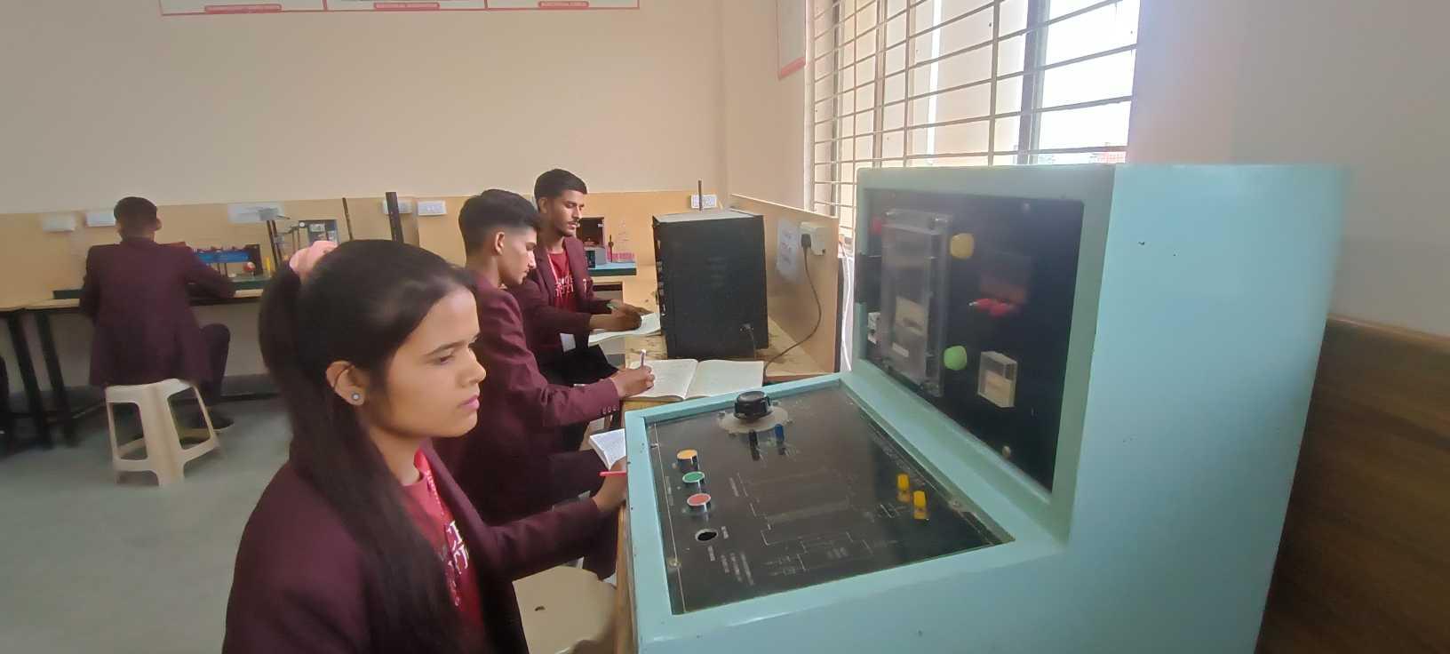 Technocrats Group of Institutions Bhopal Labs photo 45