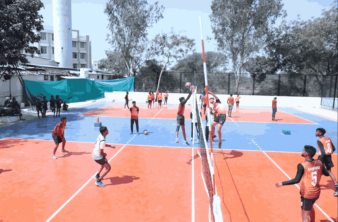 Parul University  food courts and chill zones photo 13