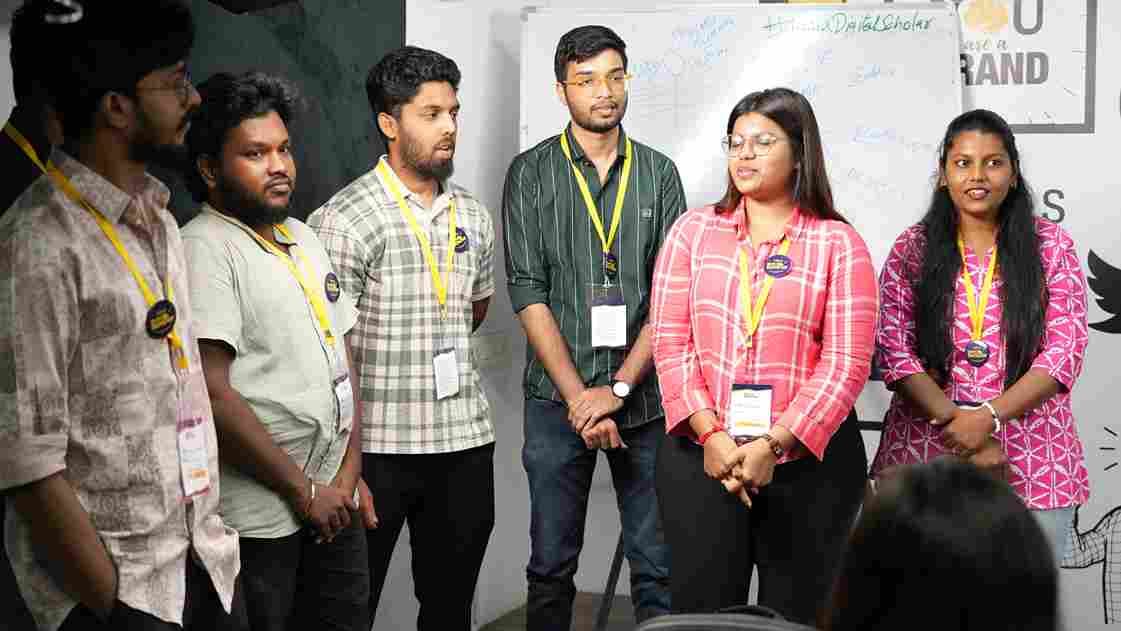 Digital Scholar College Images photo 4