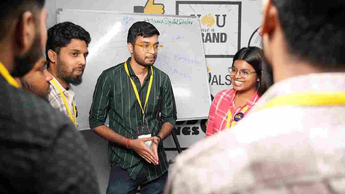 Digital Scholar College Images photo 17