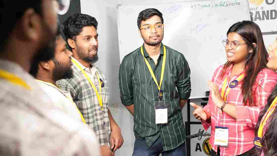 Digital Scholar College Images photo 22