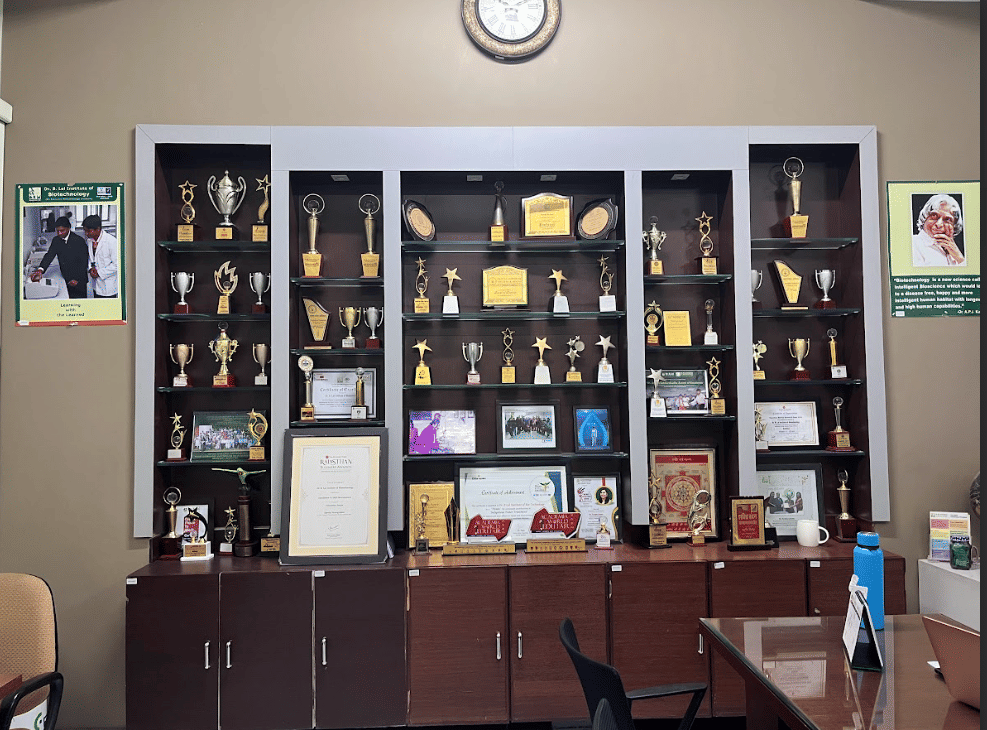 Dr B Lal Institute of Biotechnology Jaipur College Images photo 1