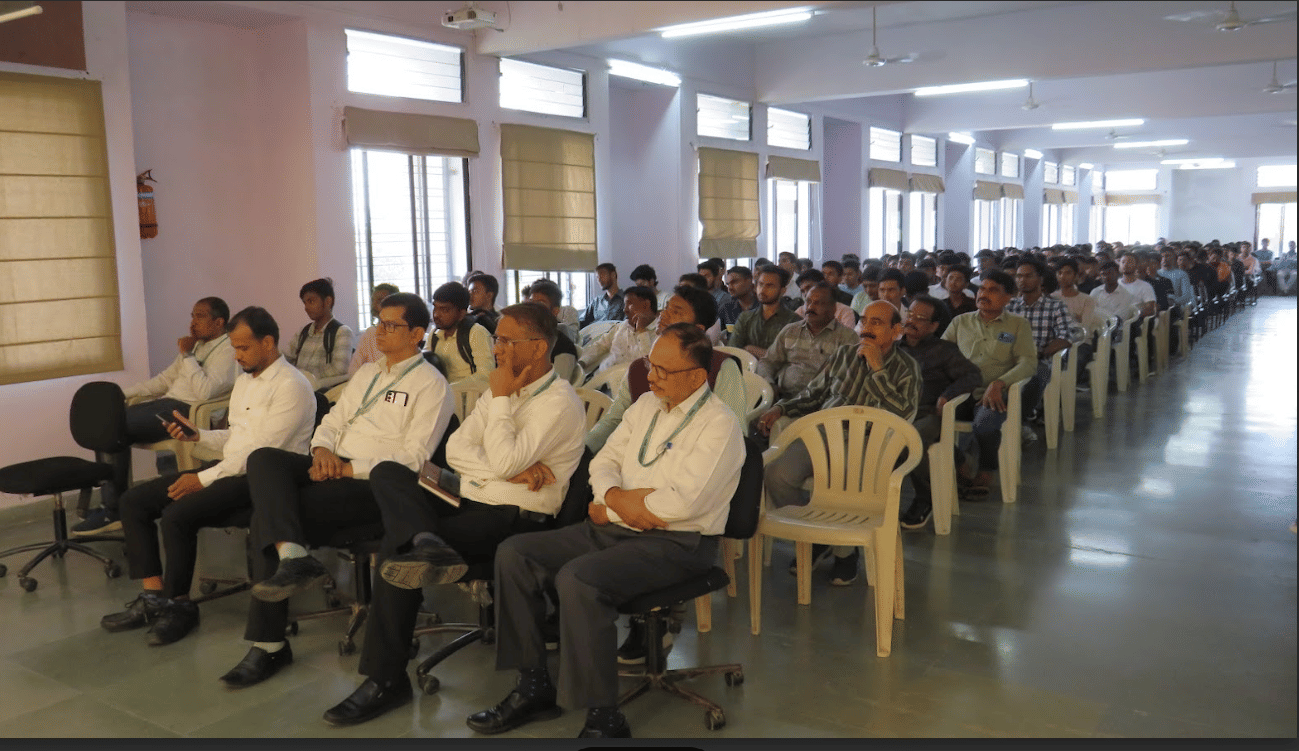 Nagpur Institute of Technology Nagpur Seminar hall photo 2