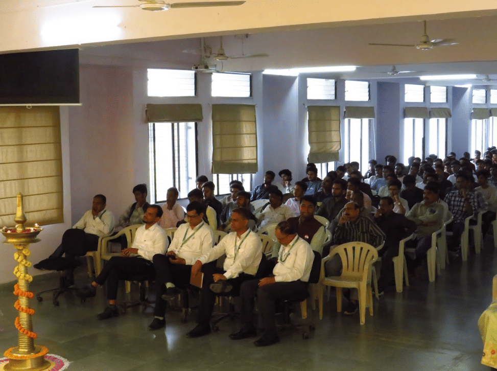 Nagpur Institute of Technology Nagpur Seminar hall photo 3