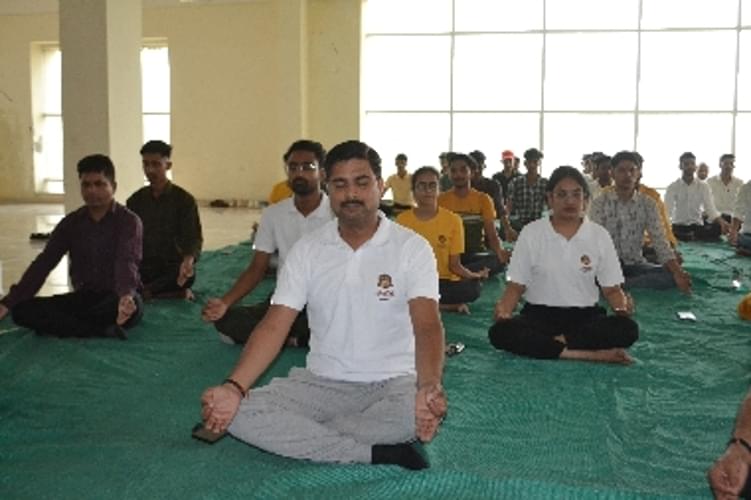 Pratap University Jaipur Pharma Quiz Contest photo 1