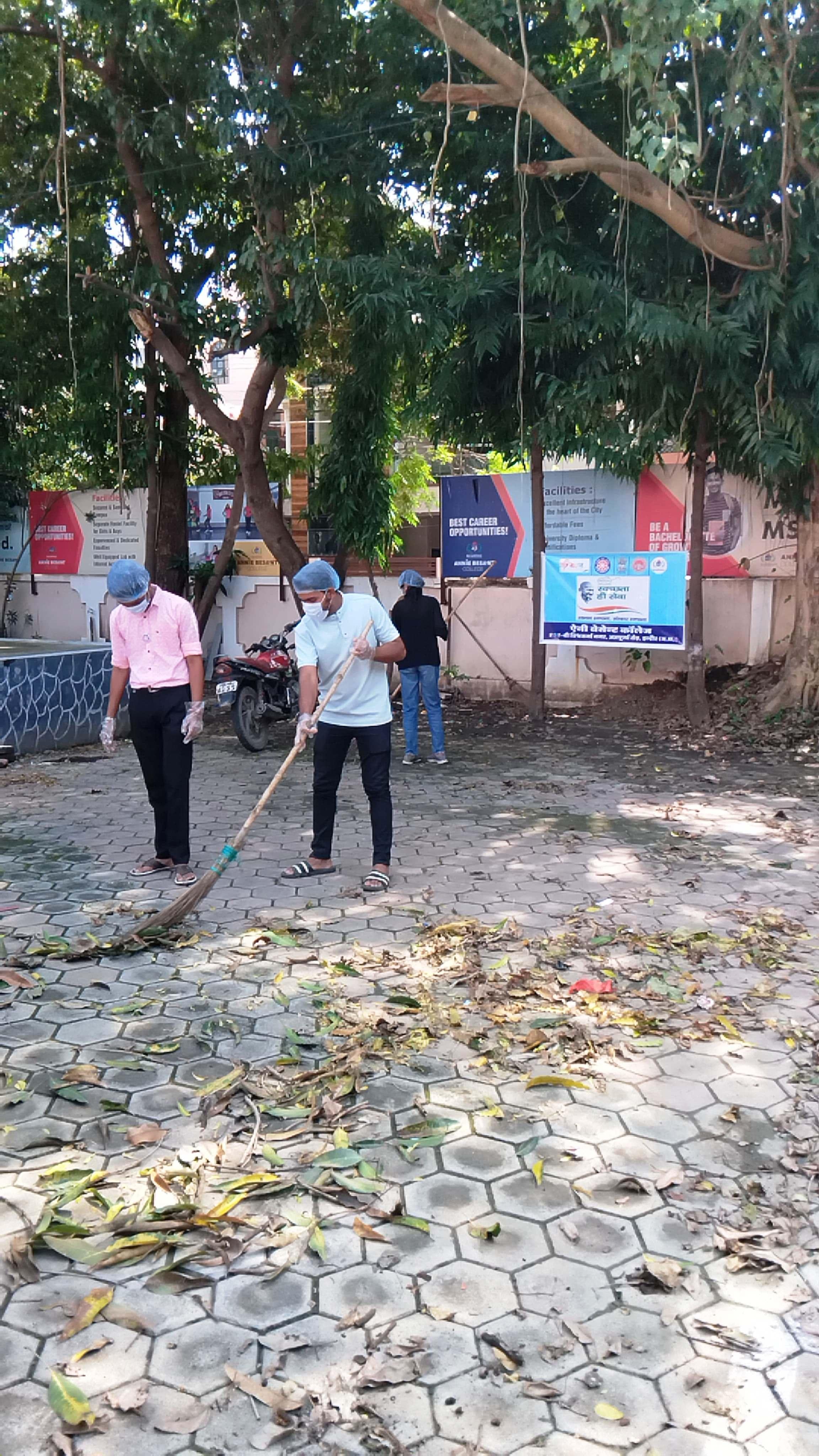 Annie Besant College Indore NSS photo 3