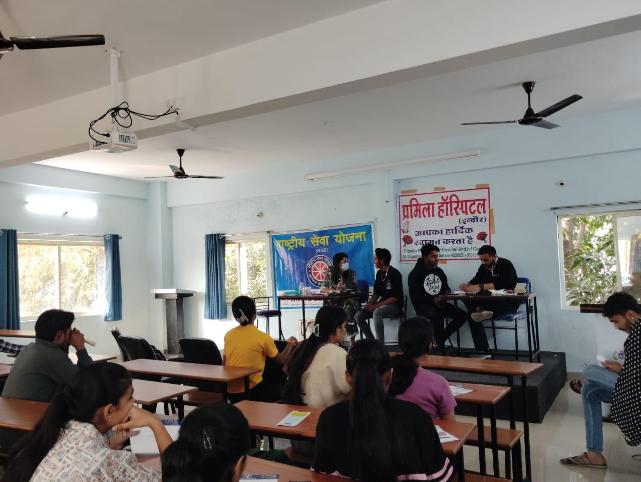 Annie Besant College Indore NSS photo 4