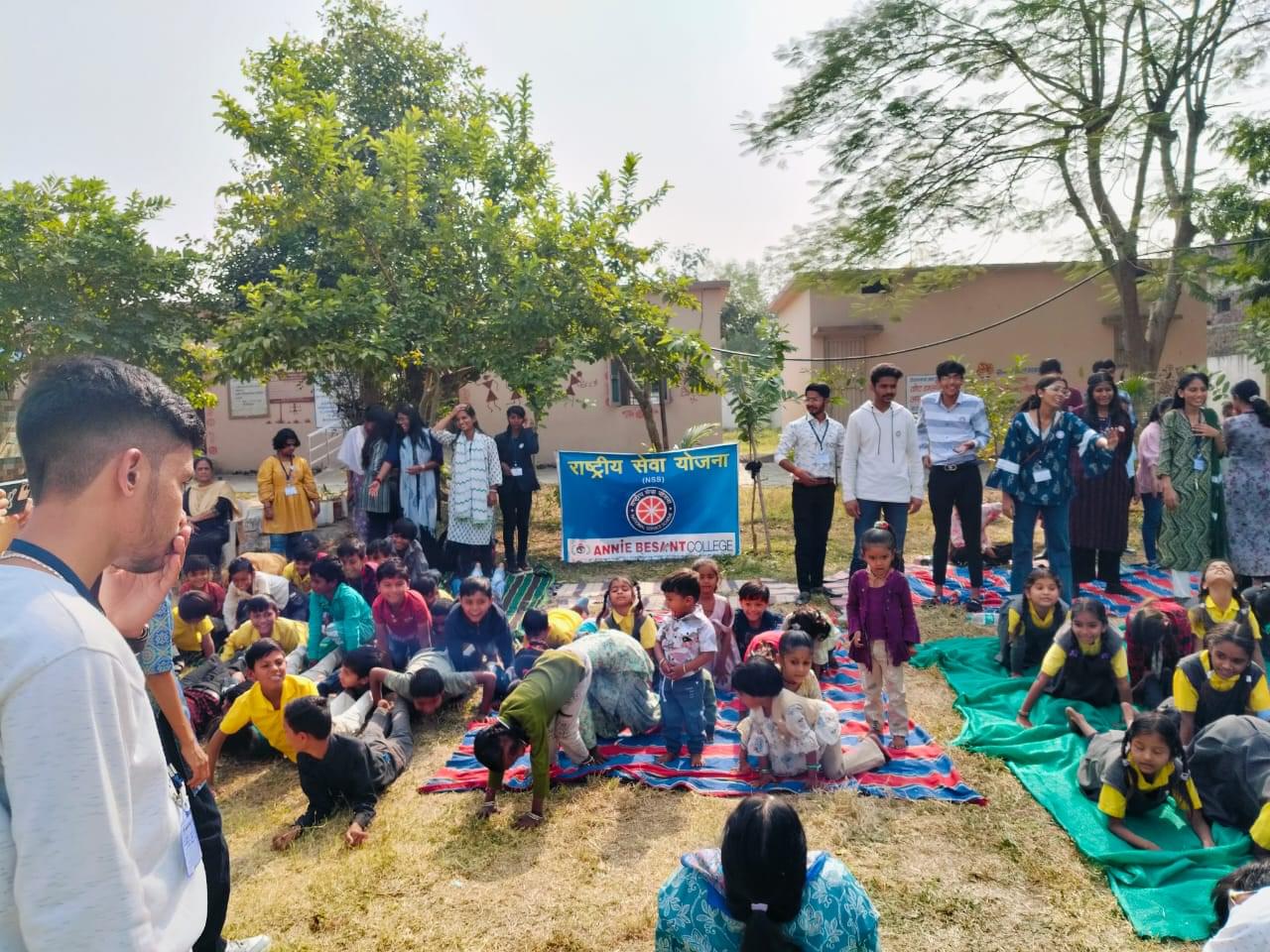 Annie Besant College Indore NSS photo 5