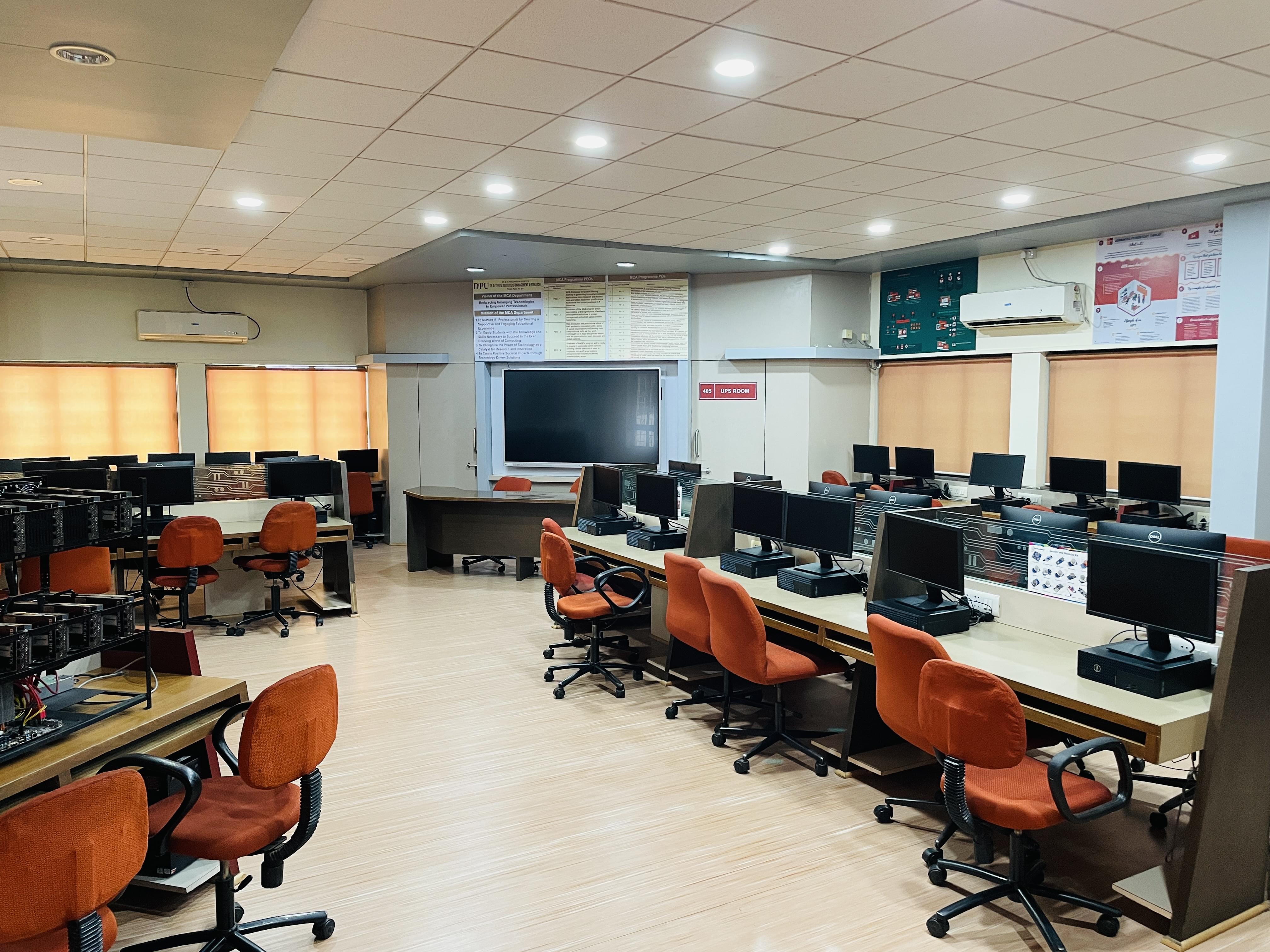 Dr. D.Y. Patil School of Management & Research Pune Programing Lab photo 3