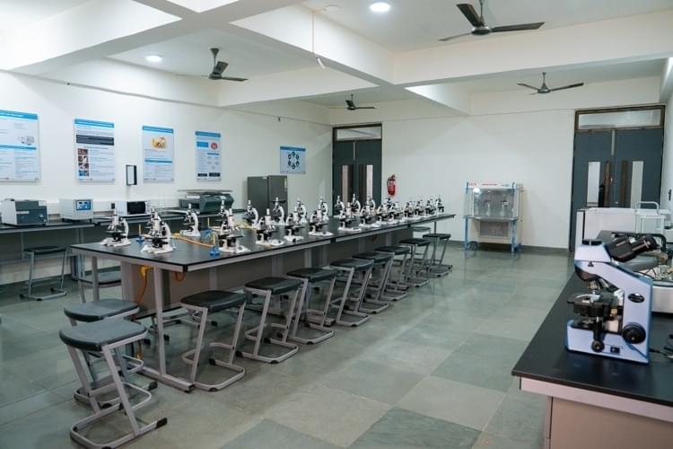 Parul University Goa Microbiology & Clinical Pathology photo 10