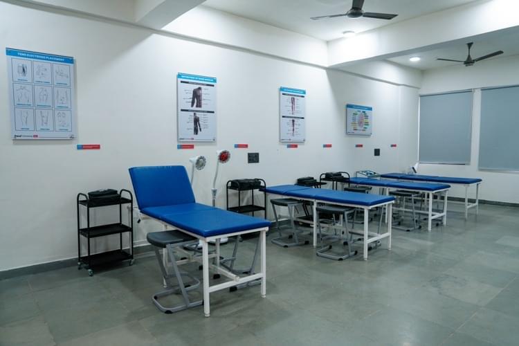 Parul University Goa Electro Lab photo 1