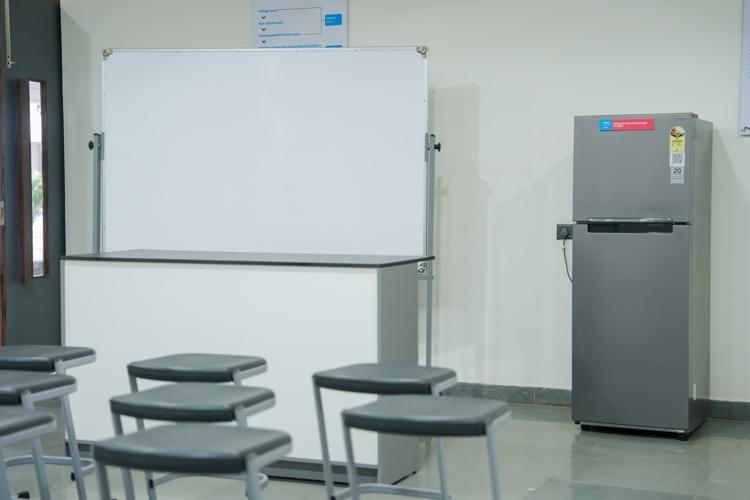 Parul University Goa Computer & Nutrition Lab photo 4