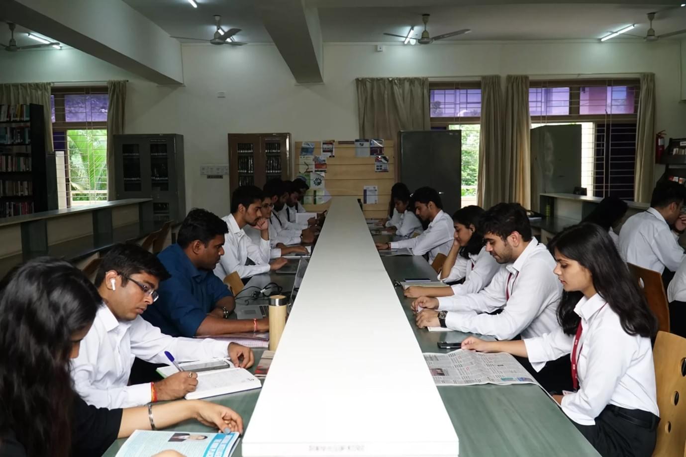 SIIB Pune Library photo 5