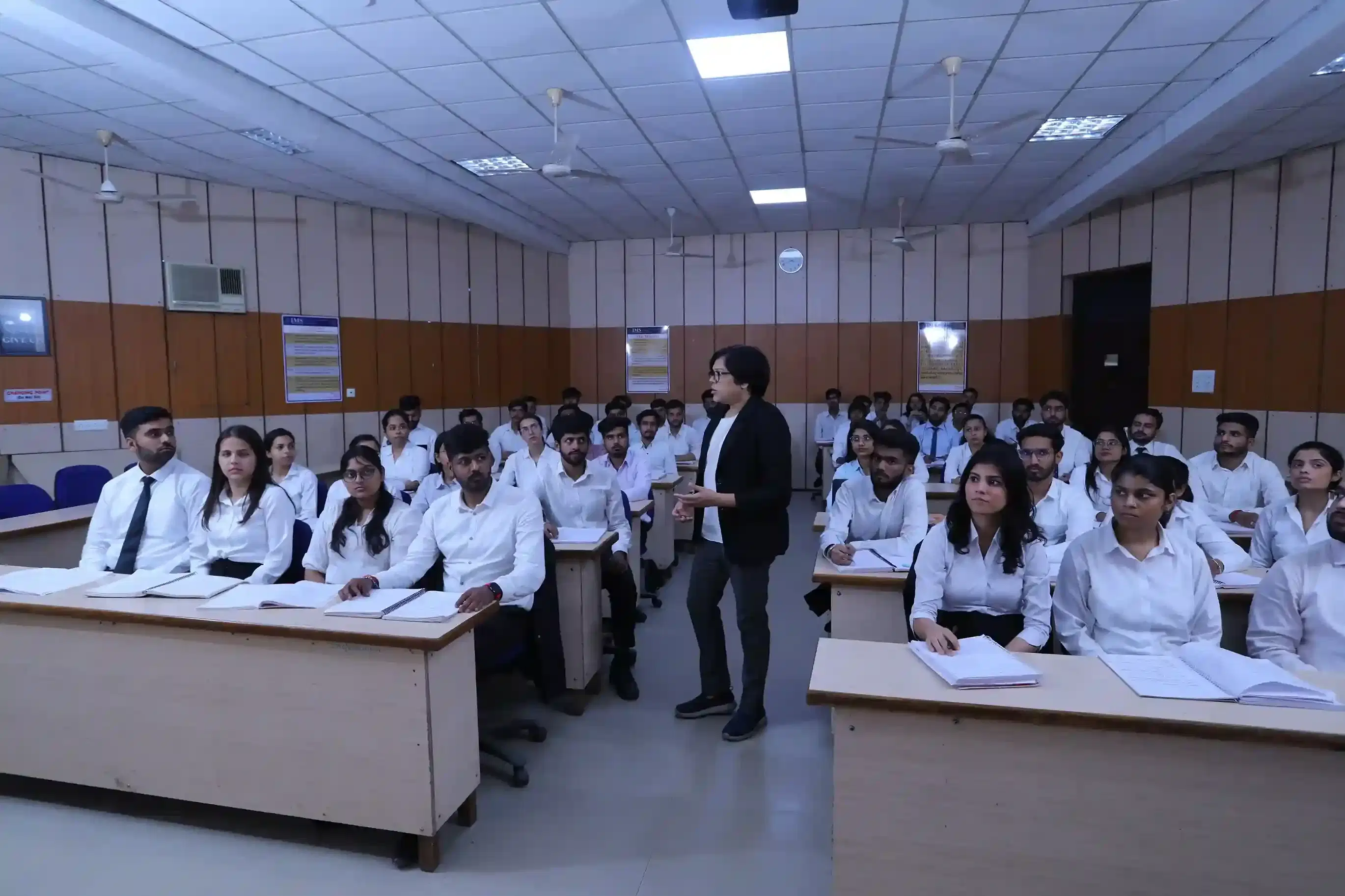 IMS Ghaziabad Lecturer Room photo 18