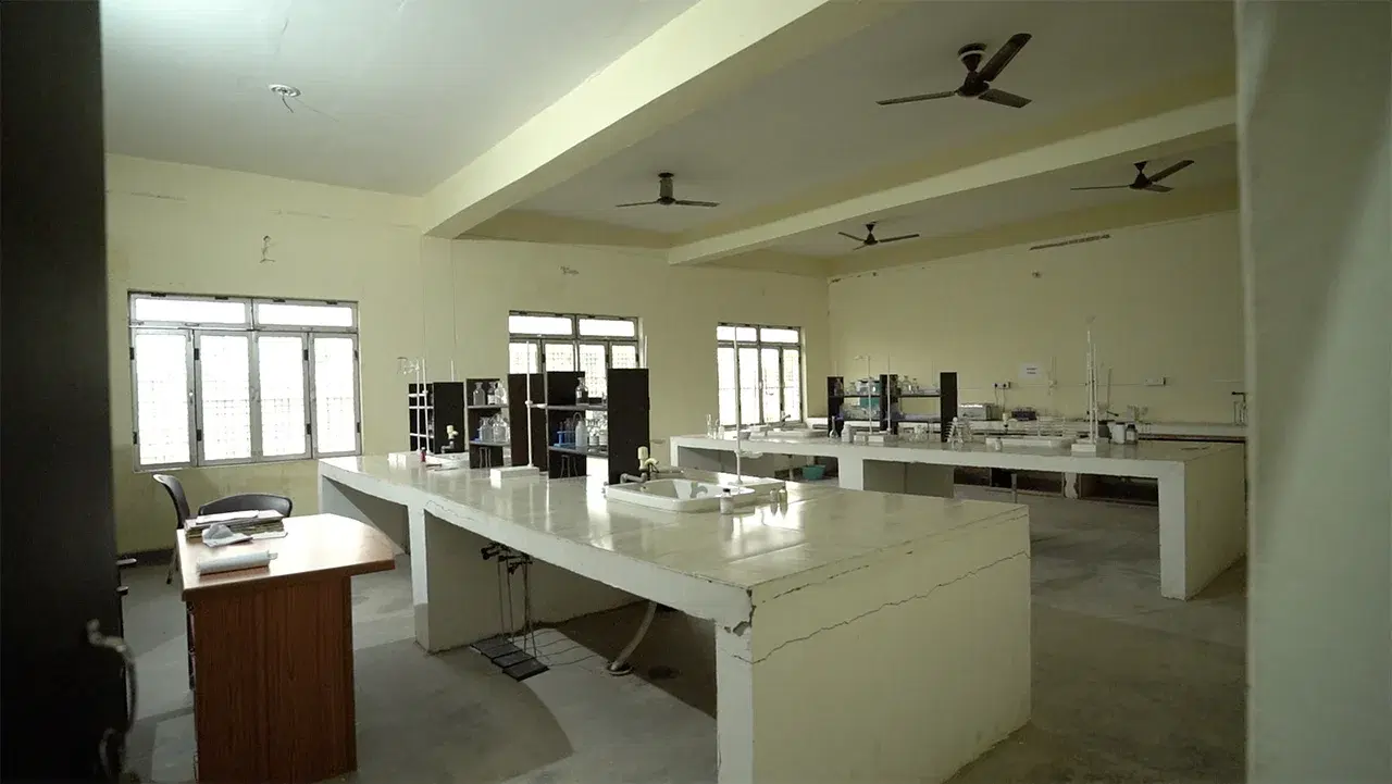 Radha Vallabh Group of Institution Pharmacy Lab photo 1