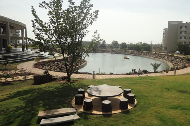 Sanjay Ghodawat University Collaborating with NIAT Campus photo 4