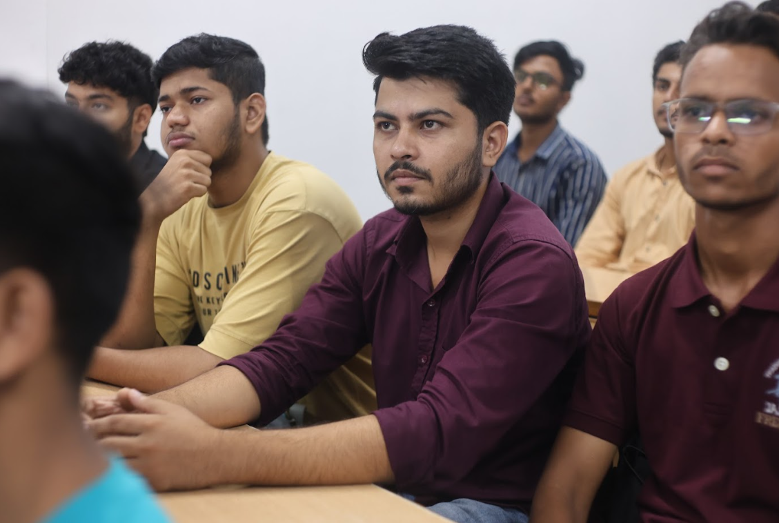 Vivekananda Global University collaborating with NIAT Students photo 5