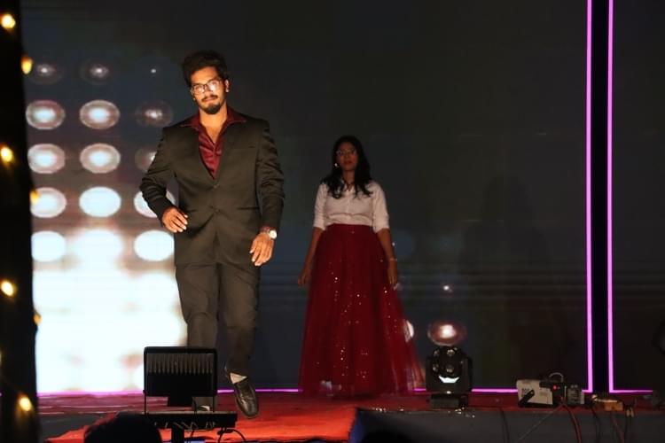 BIM Trichy Fresher Day by KalaiCom photo 8