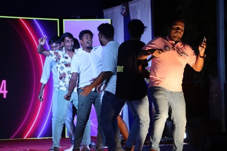 BIM Trichy Fresher Day by KalaiCom photo 4