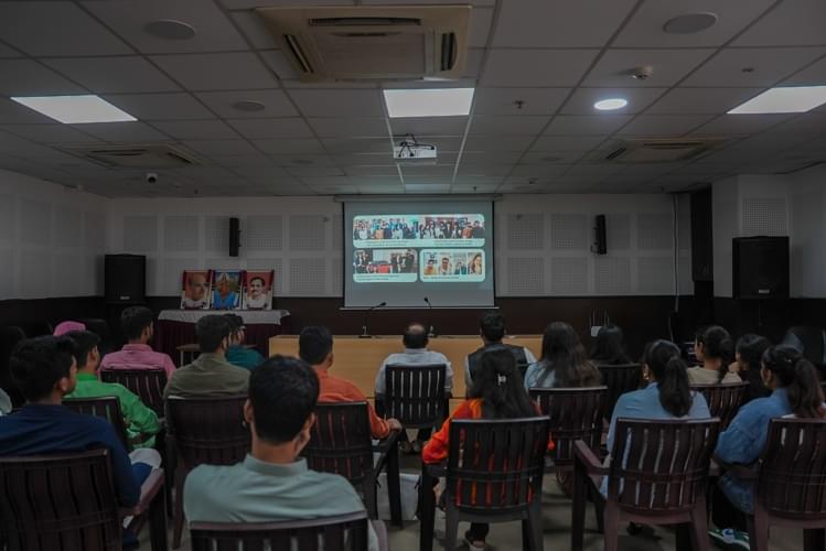 Parul University Academic buildings and classroom excellence photo 13