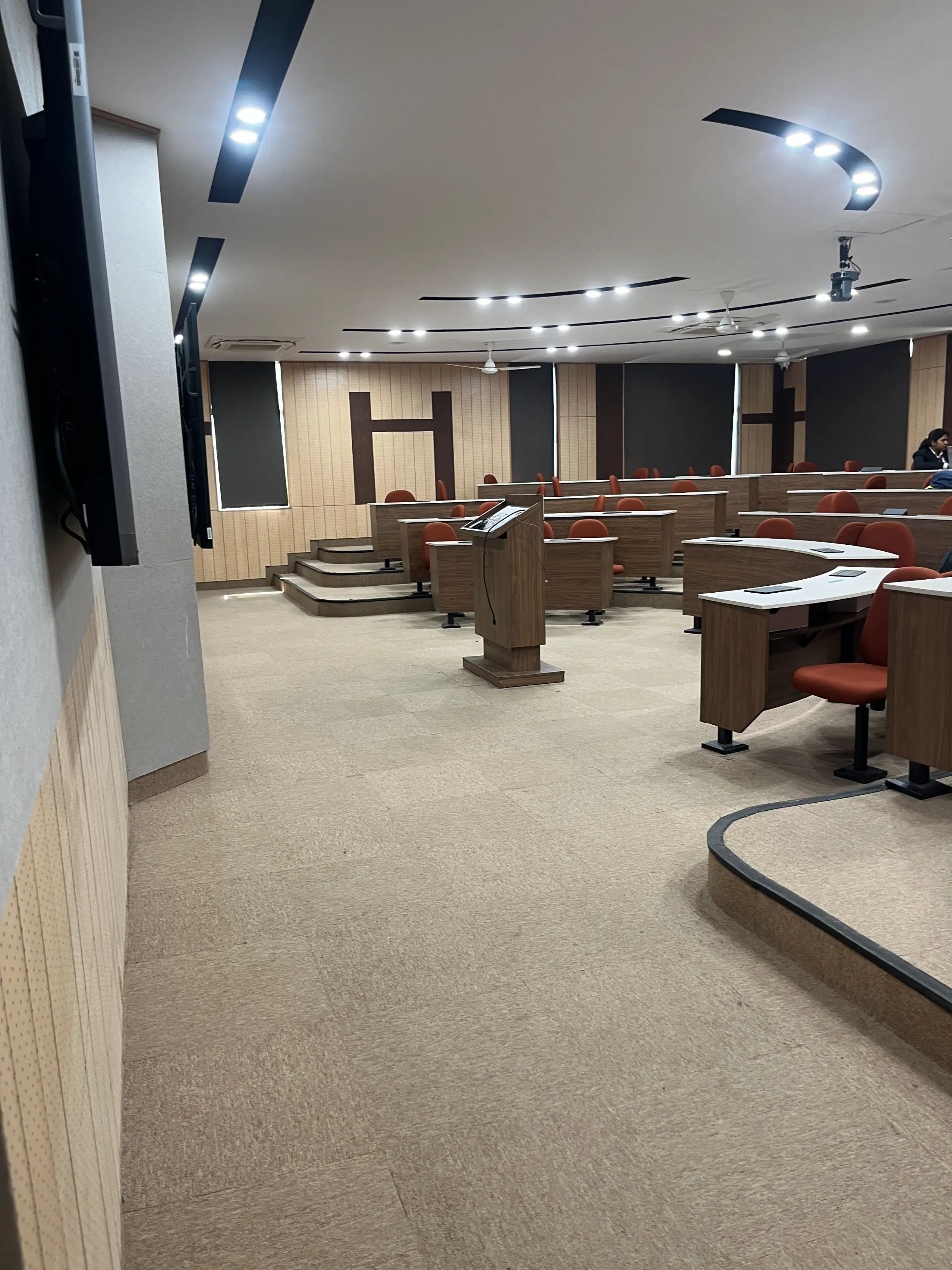 GL Bajaj Classrooms photo 3