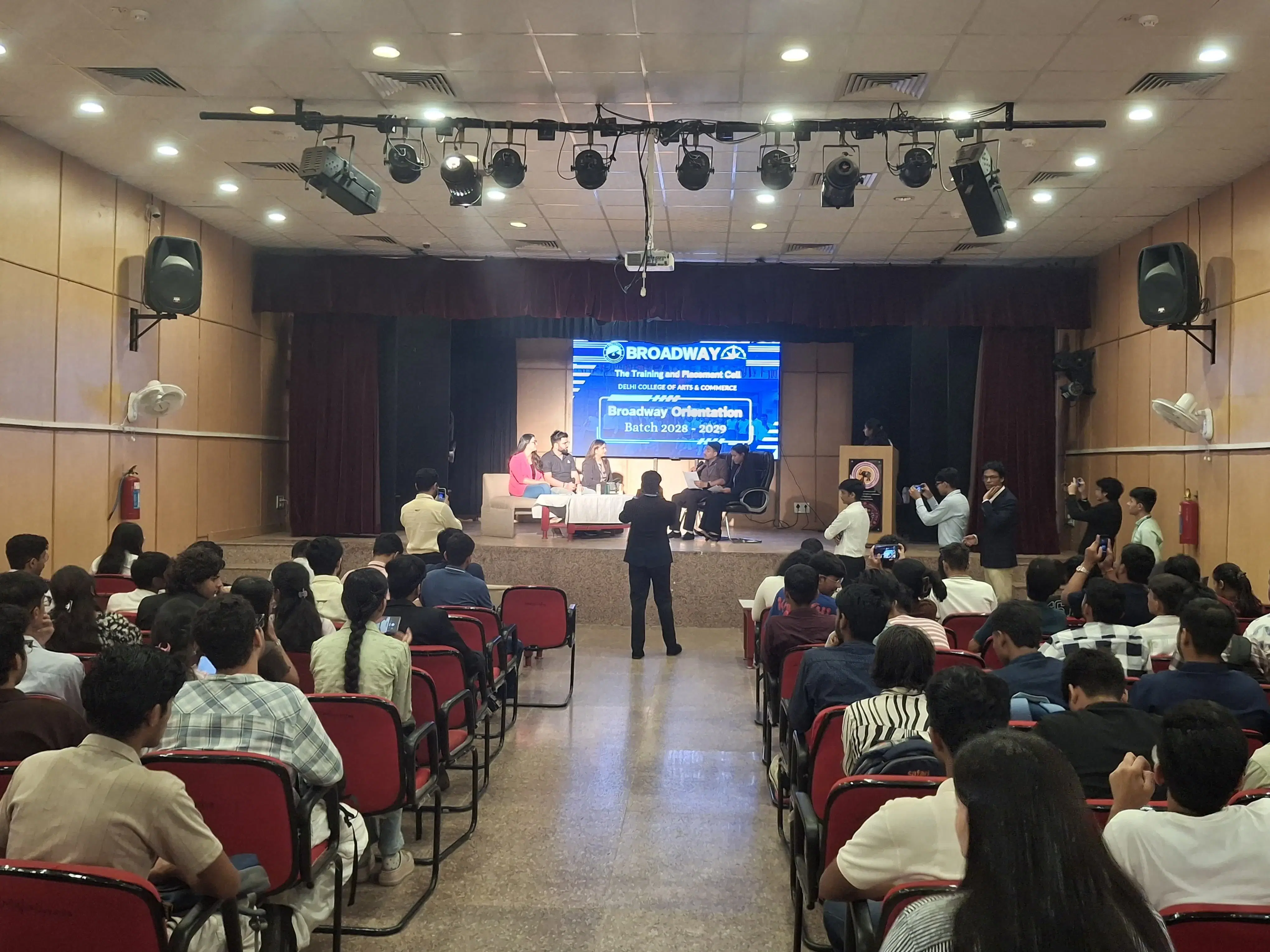 Delhi College of Arts and Commerce Auditorium photo 1