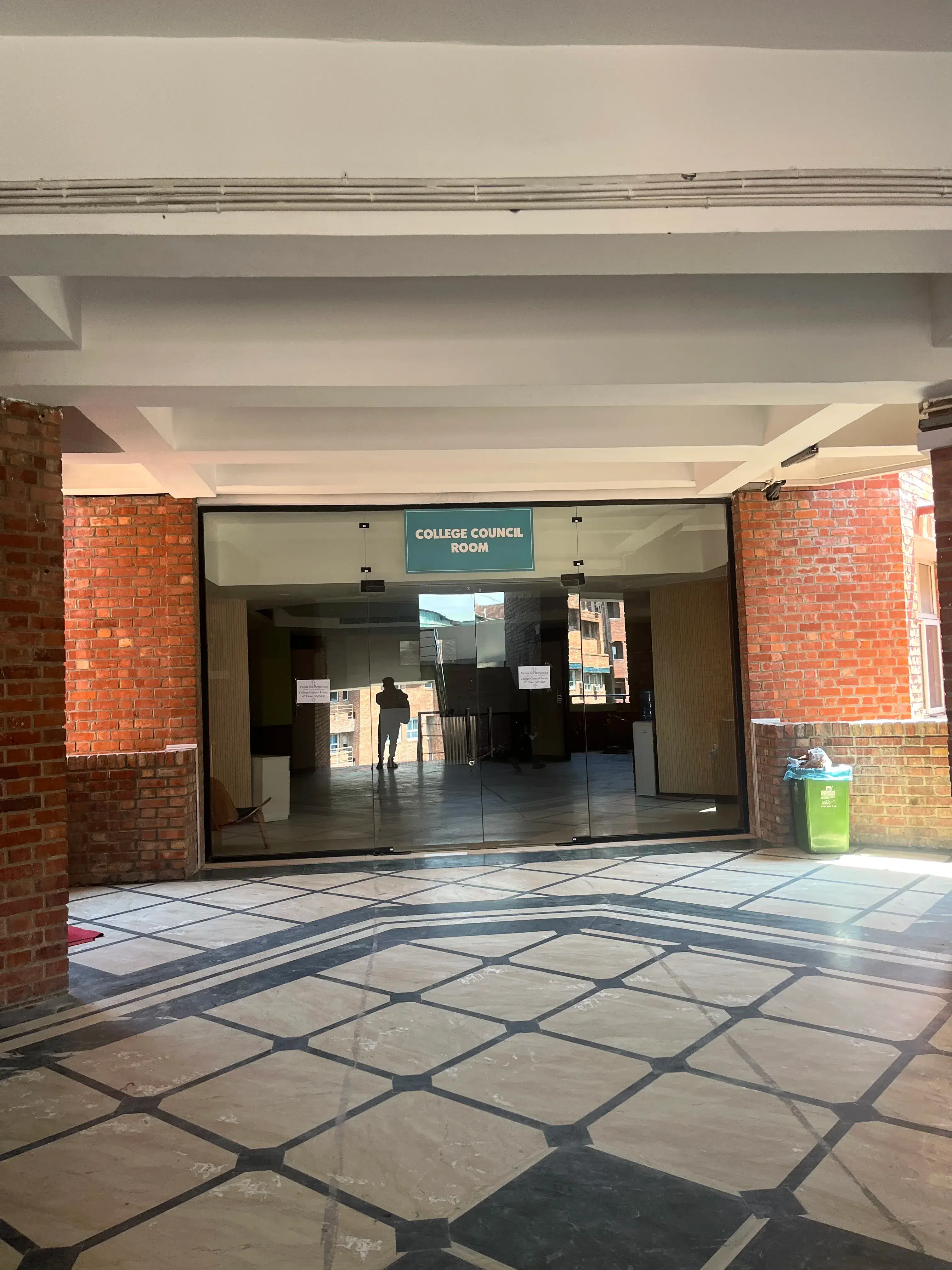 Sharda University Academic Building photo 9