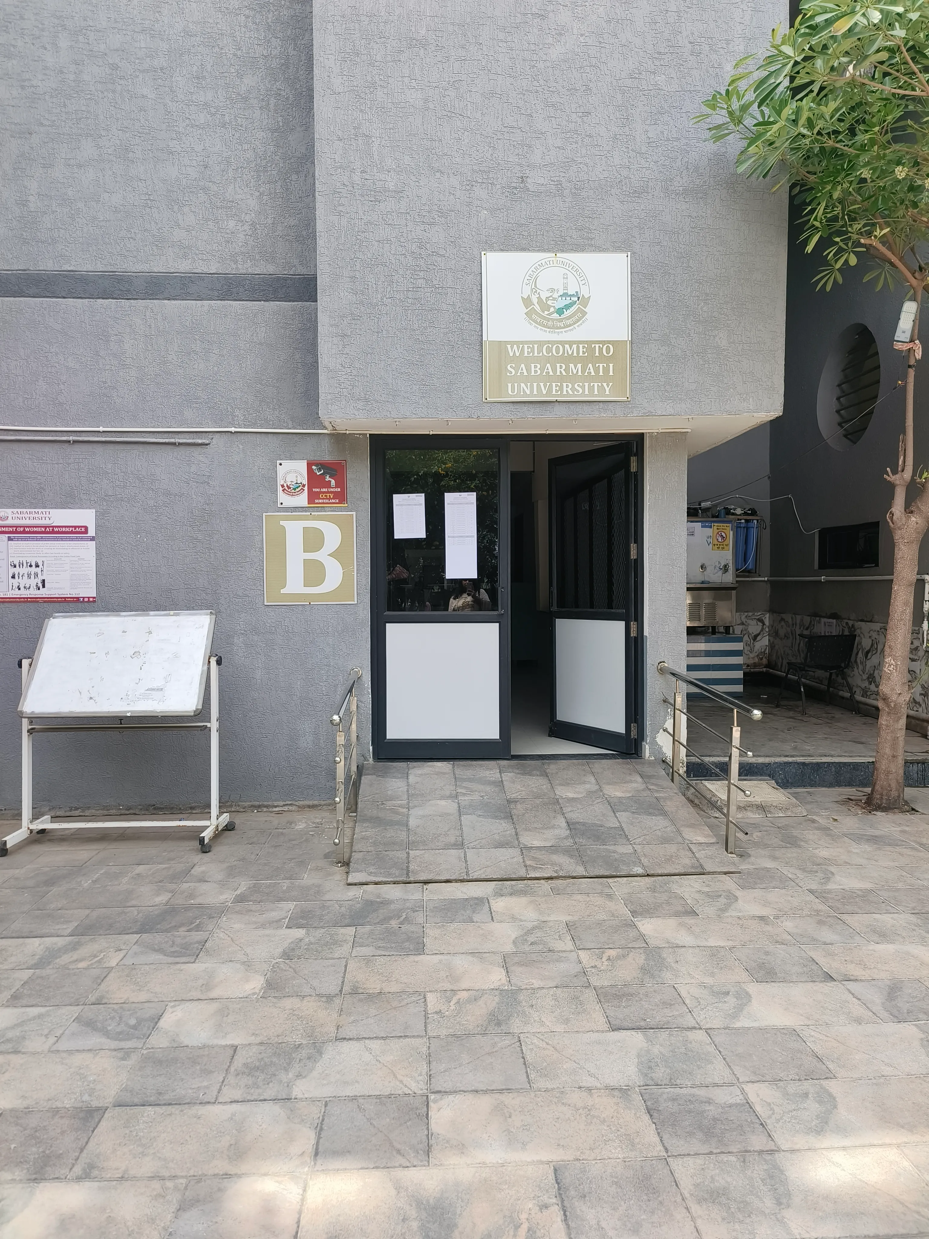Sabarmati University Ahmedabad Academic Building photo 6