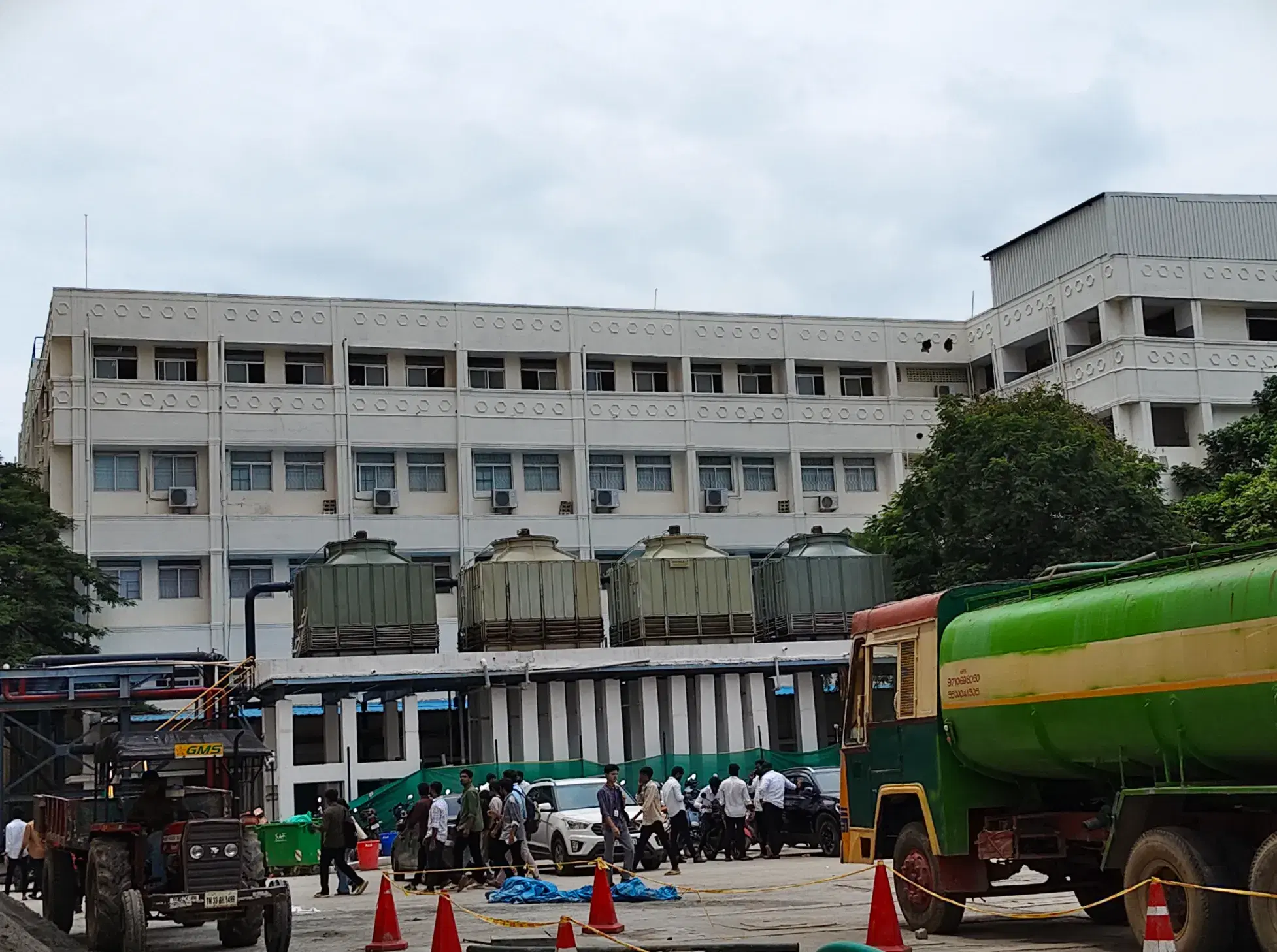 SRM University Chennai Campus photo 33