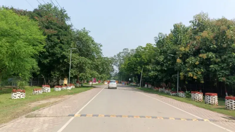 IIT BHU Campus photo 26