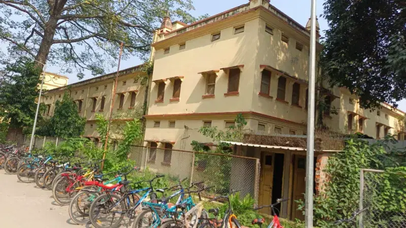 IIT BHU Campus photo 33