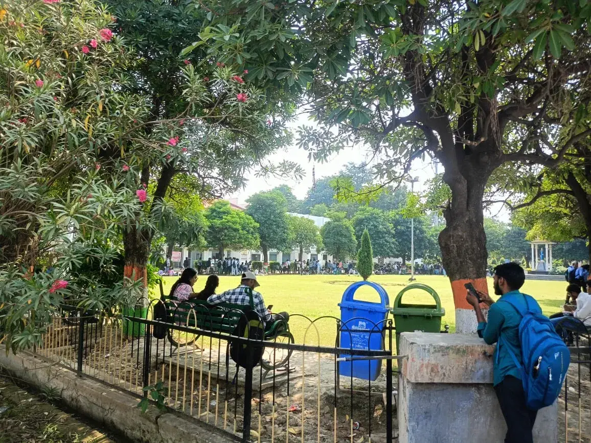 Chowdhary Mahadev Prasad Degree College Allahabad Park photo 2