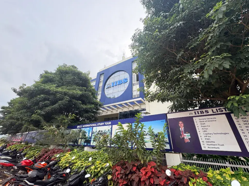 IIBS Bangalore Academic building photo 3