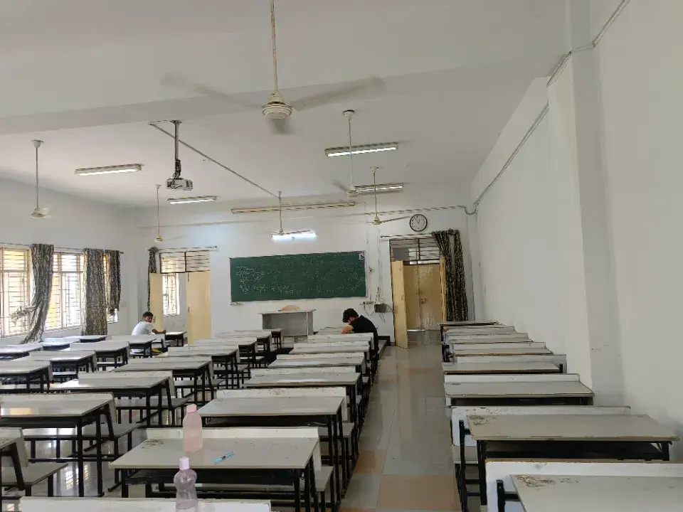 BHU Classroom photo 4