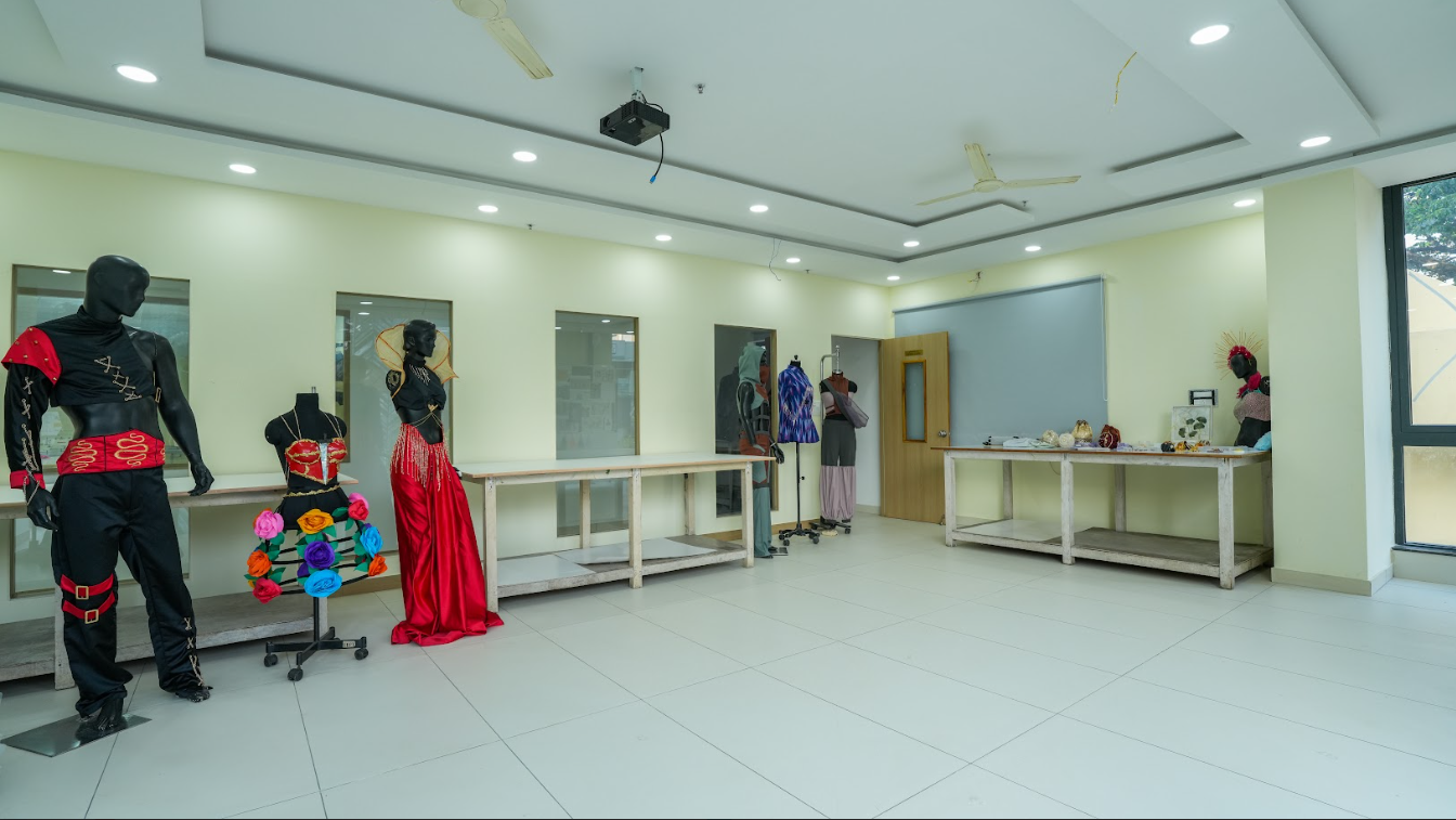 Indian Institute of Fashion Technology Bangalore Academic Building photo 18
