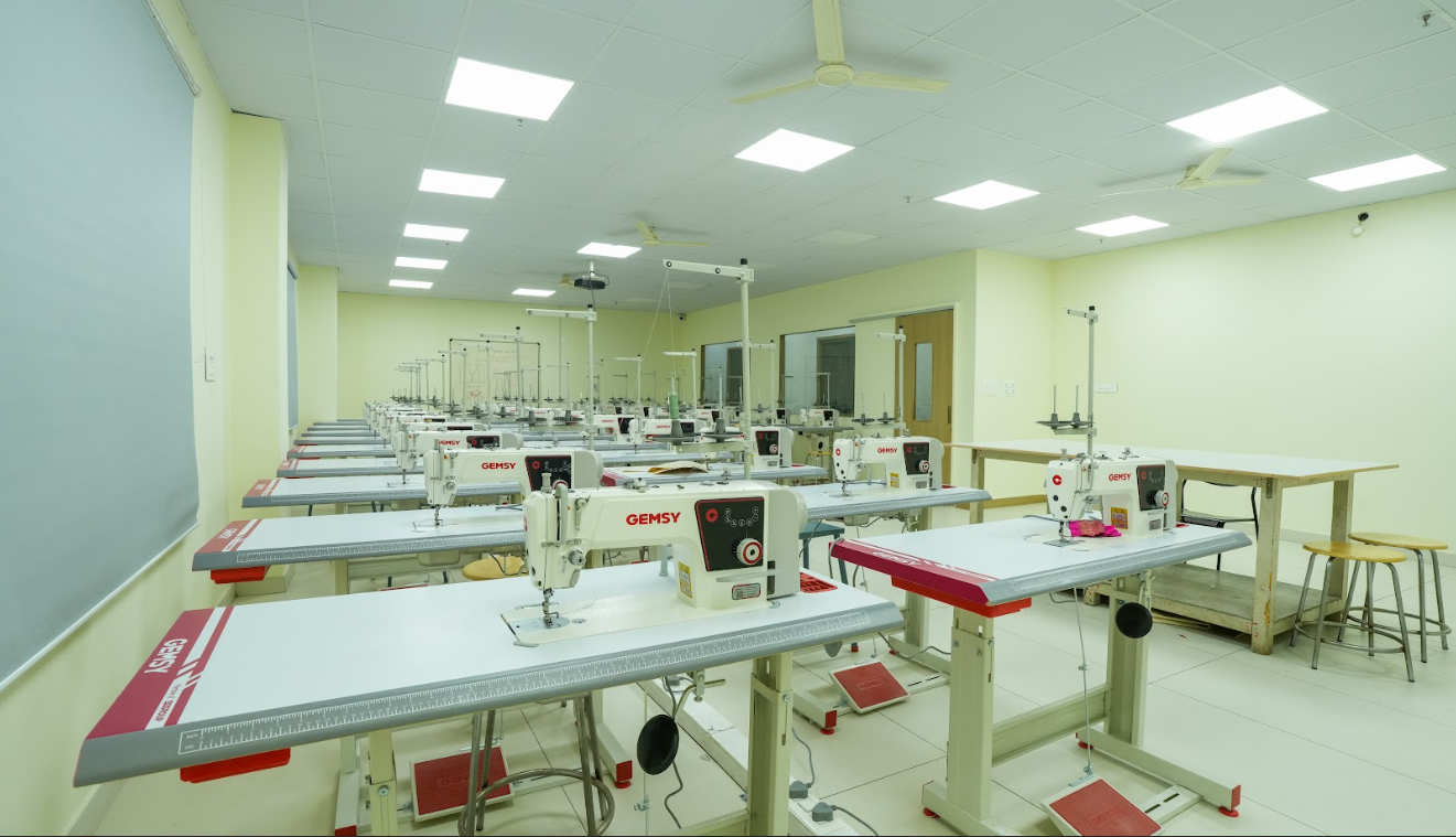 Indian Institute of Fashion Technology Bangalore Academic Building photo 22
