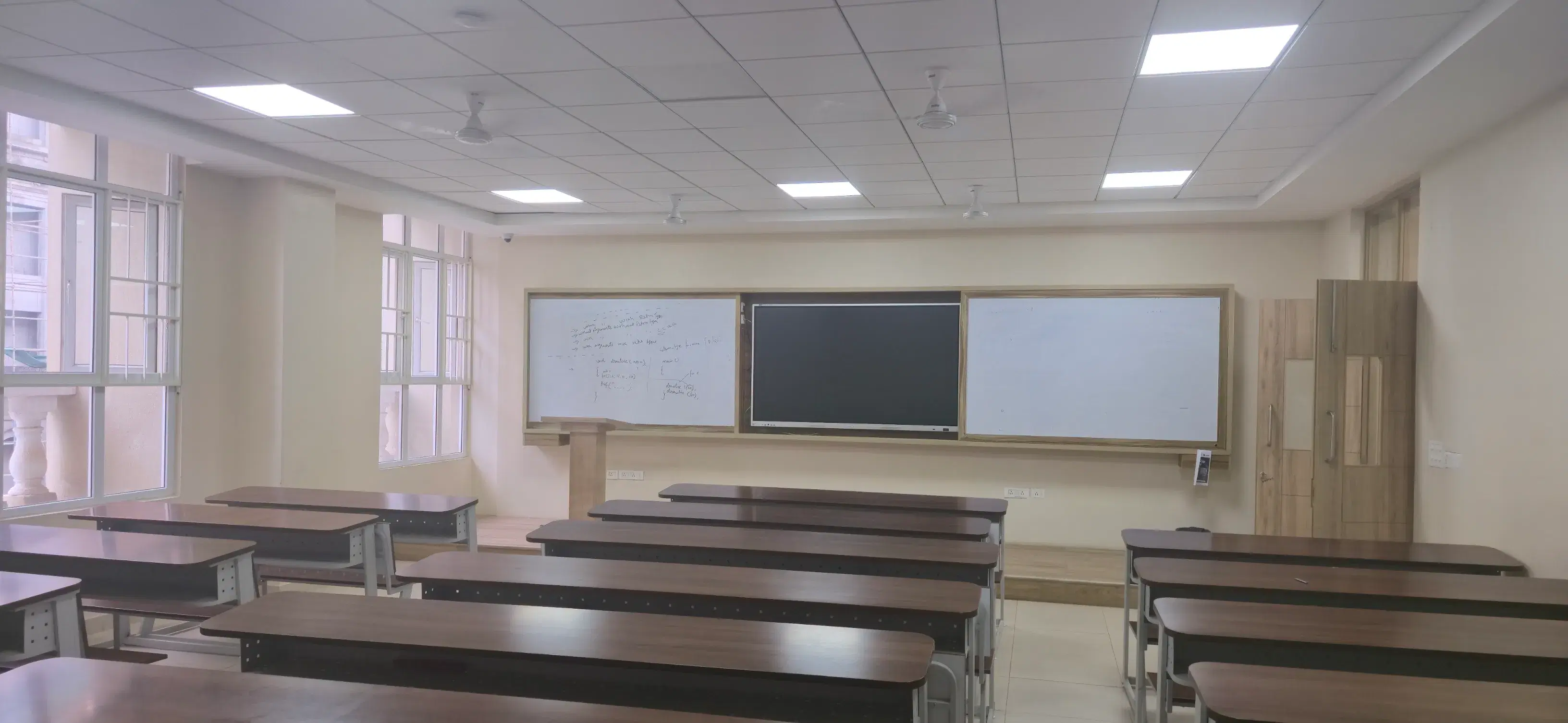 Dayananda Sagar University Bangalore Classroom photo 1