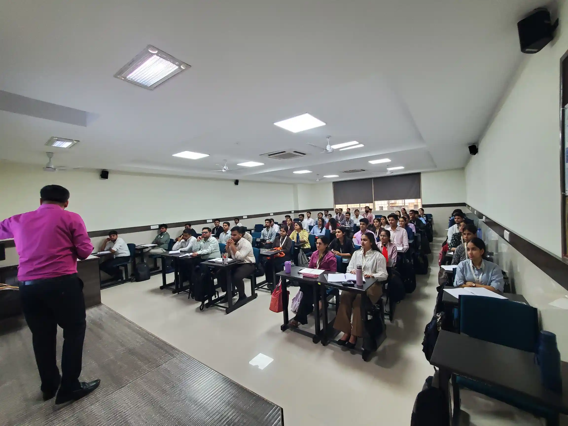Thakur Global Business School Mumbai Class Room photo 6