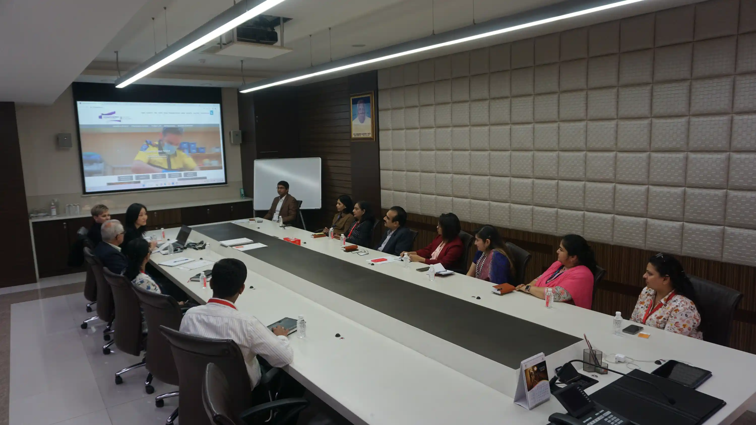 Thakur Global Business School Mumbai Conference Room photo 1