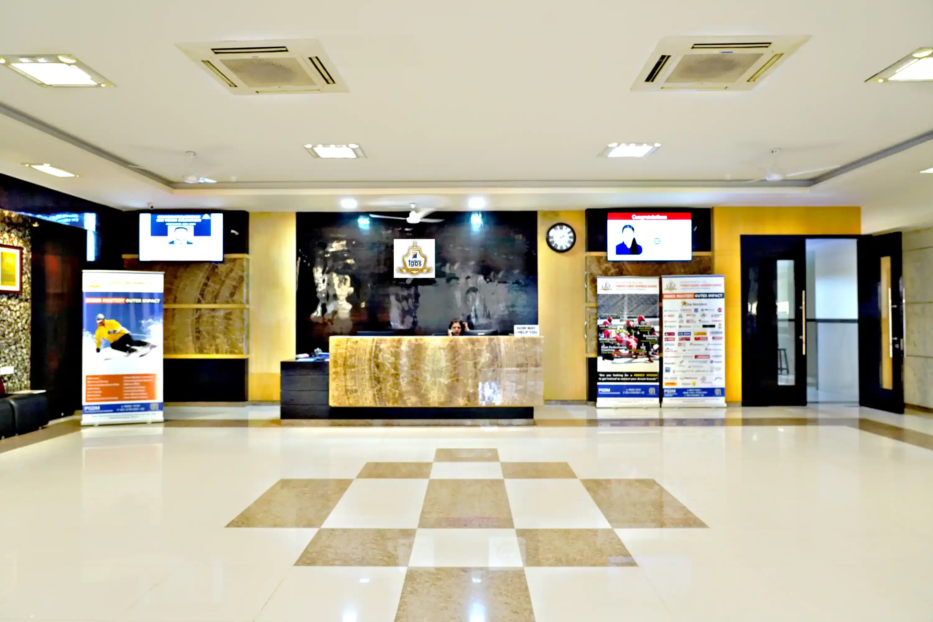 Thakur Global Business School Mumbai Reception photo 1