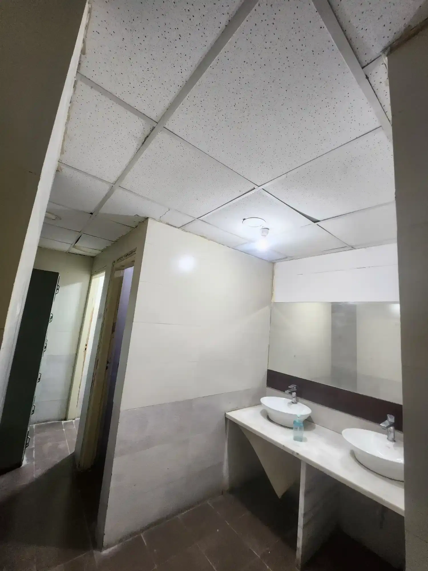 Dangayach School of Hotel Management Jaipur Washroom photo 1