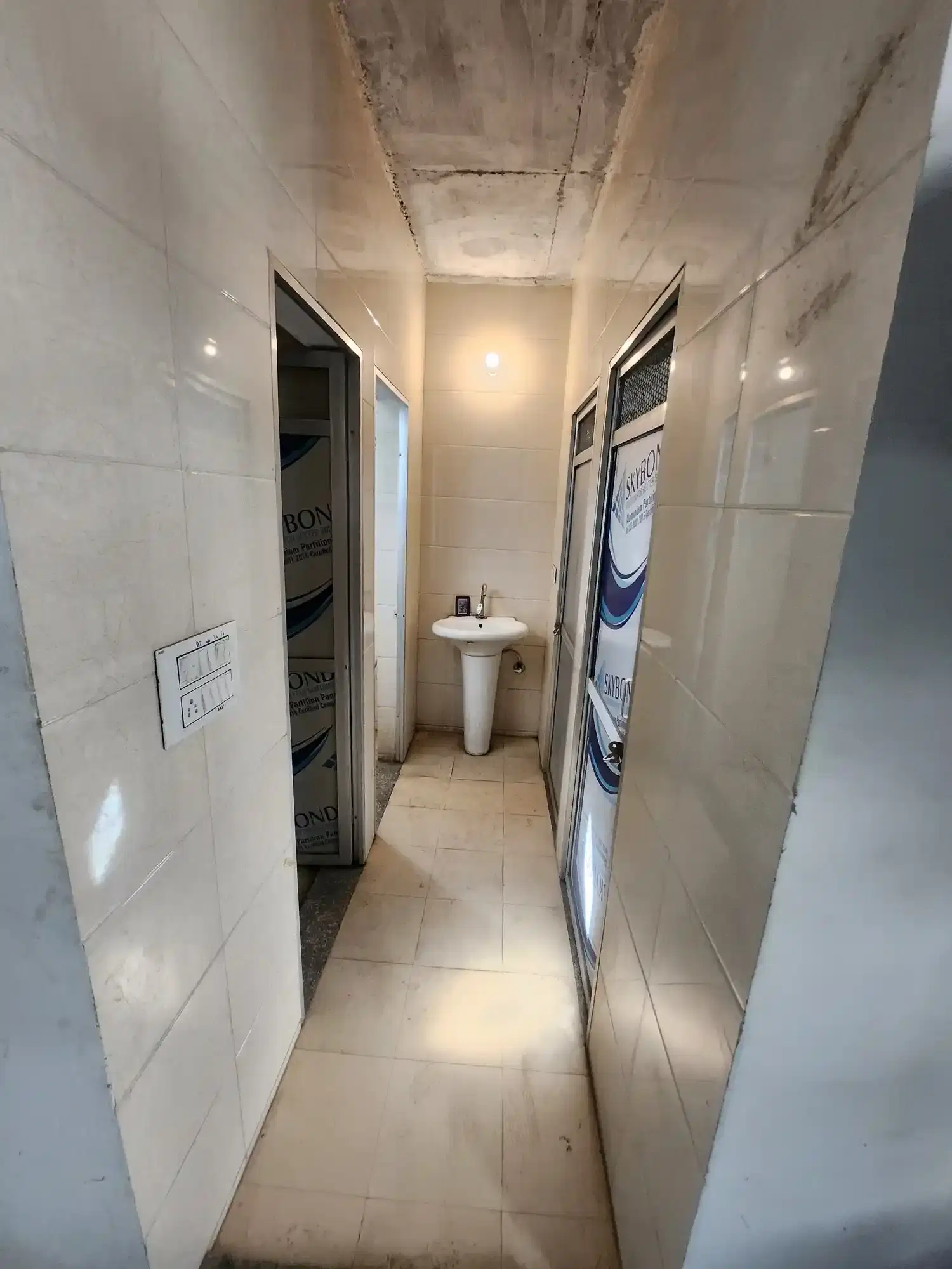 Dangayach School of Hotel Management Jaipur Washroom photo 5