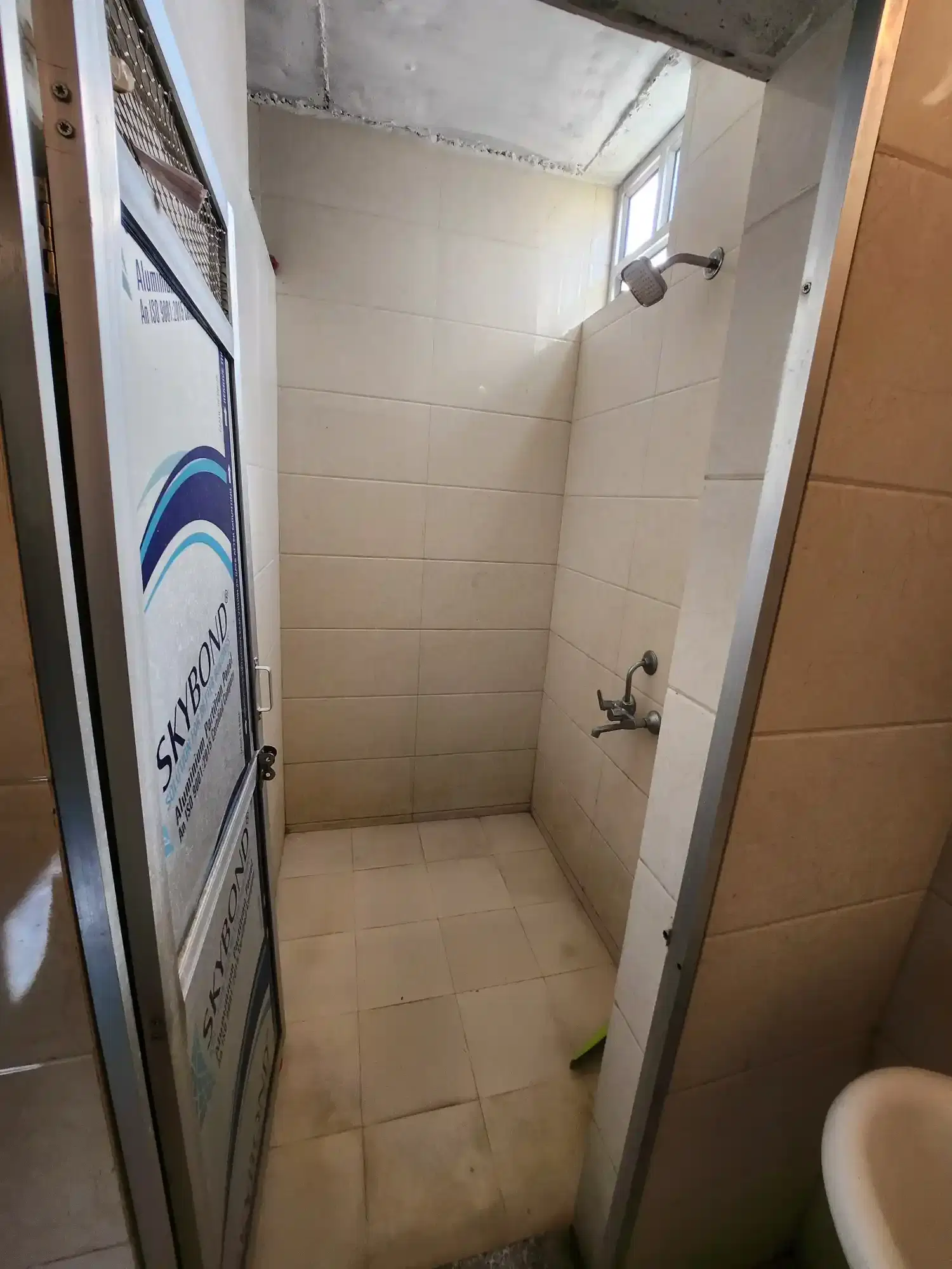 Dangayach School of Hotel Management Jaipur Washroom photo 6