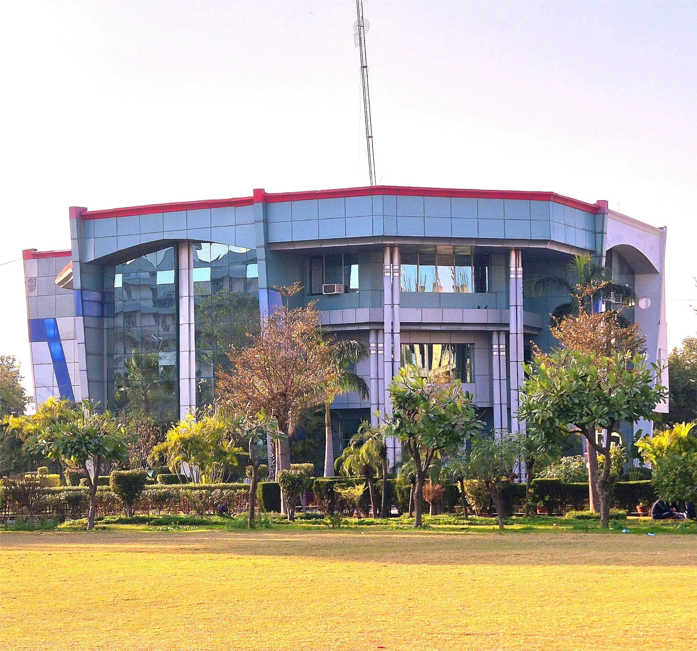 SVIET Chandigarh Academic  Building photo 16