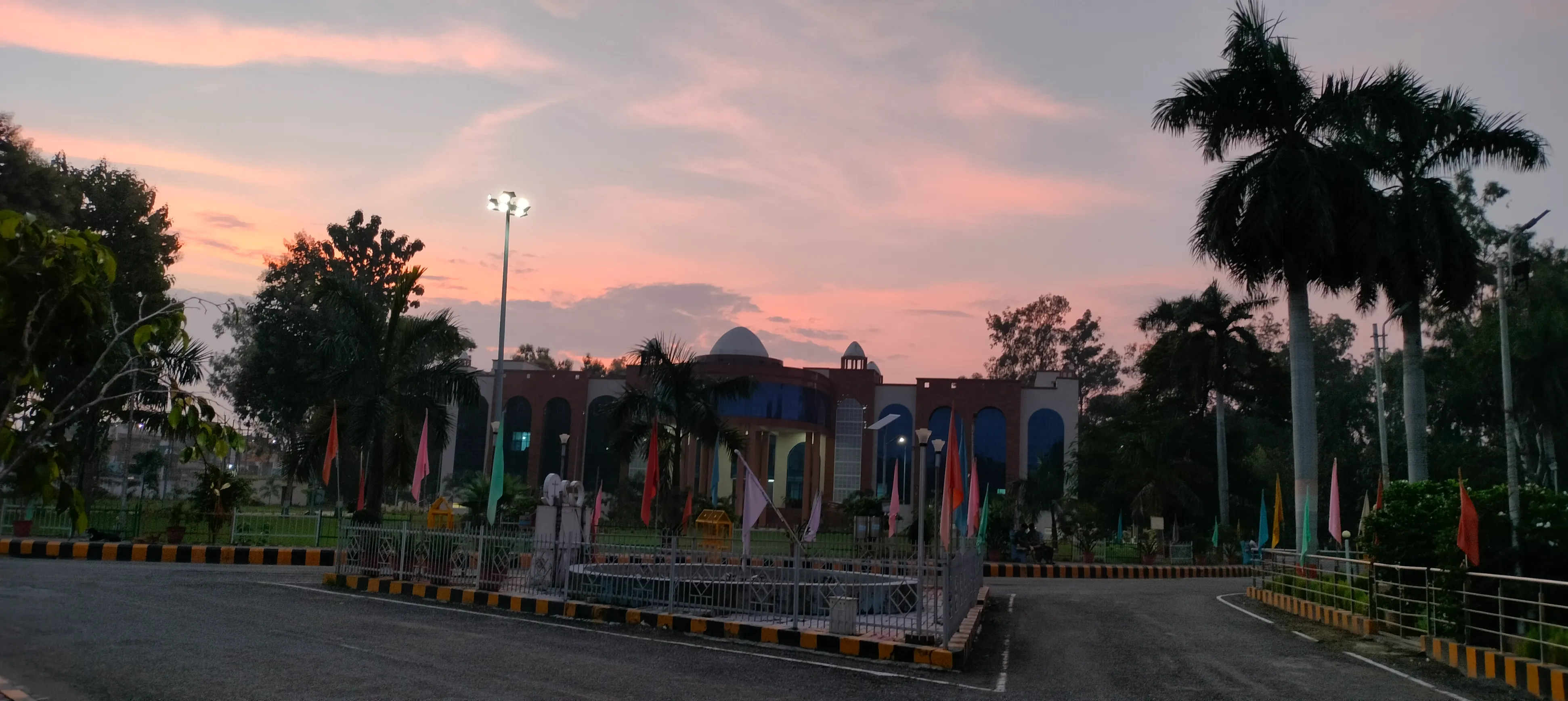 MMMUT Campus photo 23