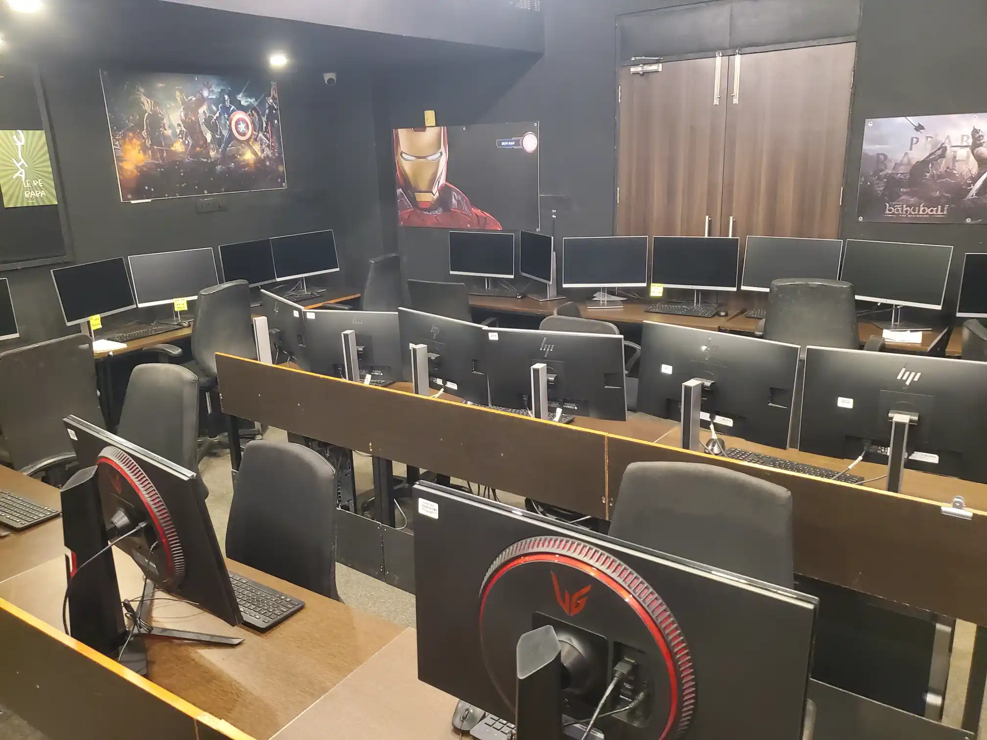 Whistling Woods International Mumbai VFX Lab photo 1