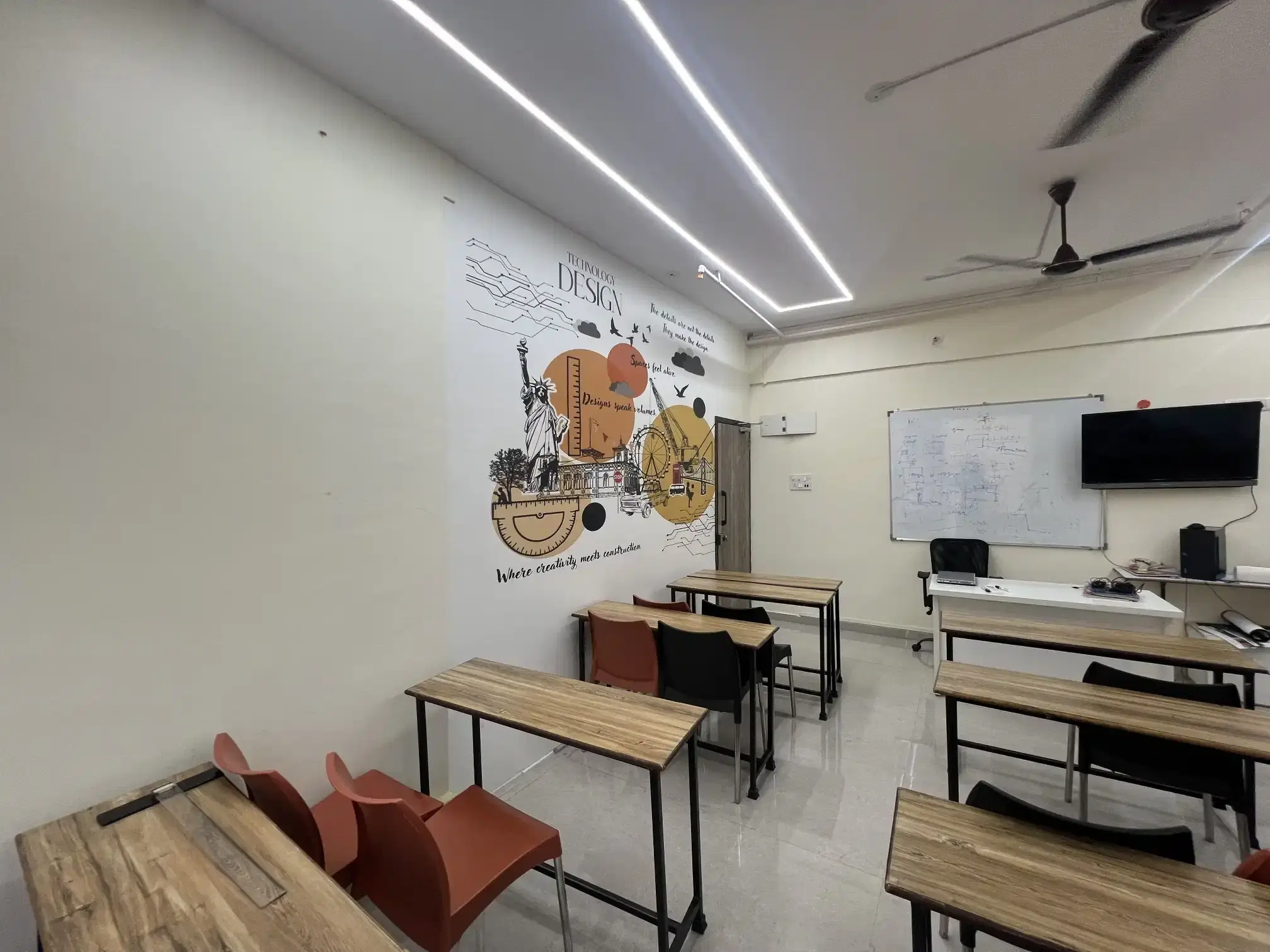 International School of Design Kandivali Class Room photo 9